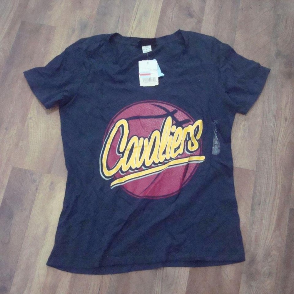 CLEVELAND CAVS WOMENS LG VINTAGE Y2K OOS SHIRT G9